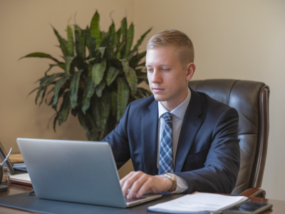 What to say when asked about salary expectations in early interviews — phrases that protect your negotiation power